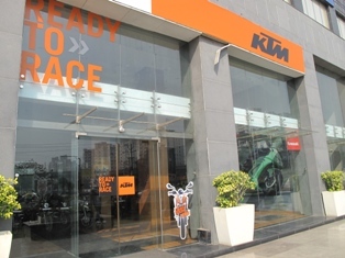 KTM Shop.JPG